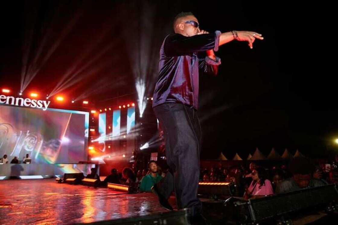 Hennessy Hosts Lagos to its Annual Finale Concert: Hennessy Artistry: Diffraction Hennessy Hosts Lagos to its Annual Finale Concert: Hennessy Artistry: Diffraction