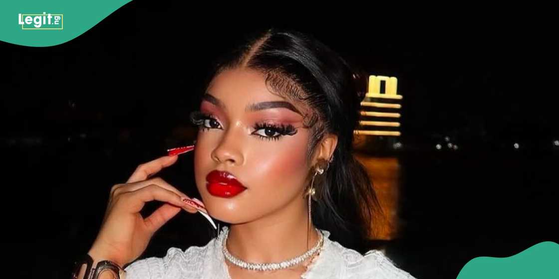 The Nigerian Influencer Transforming Fashion and Beauty The Nigerian Influencer Transforming Fashion and Beauty