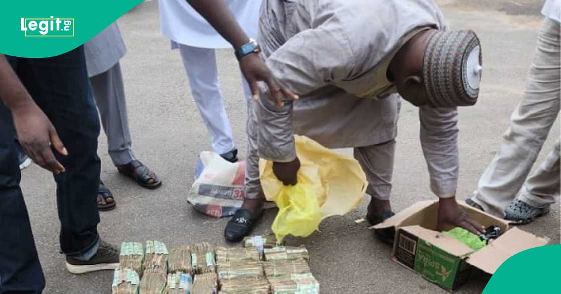 Wakilin PDP da aka kama. Wakilin PDP da aka kama.