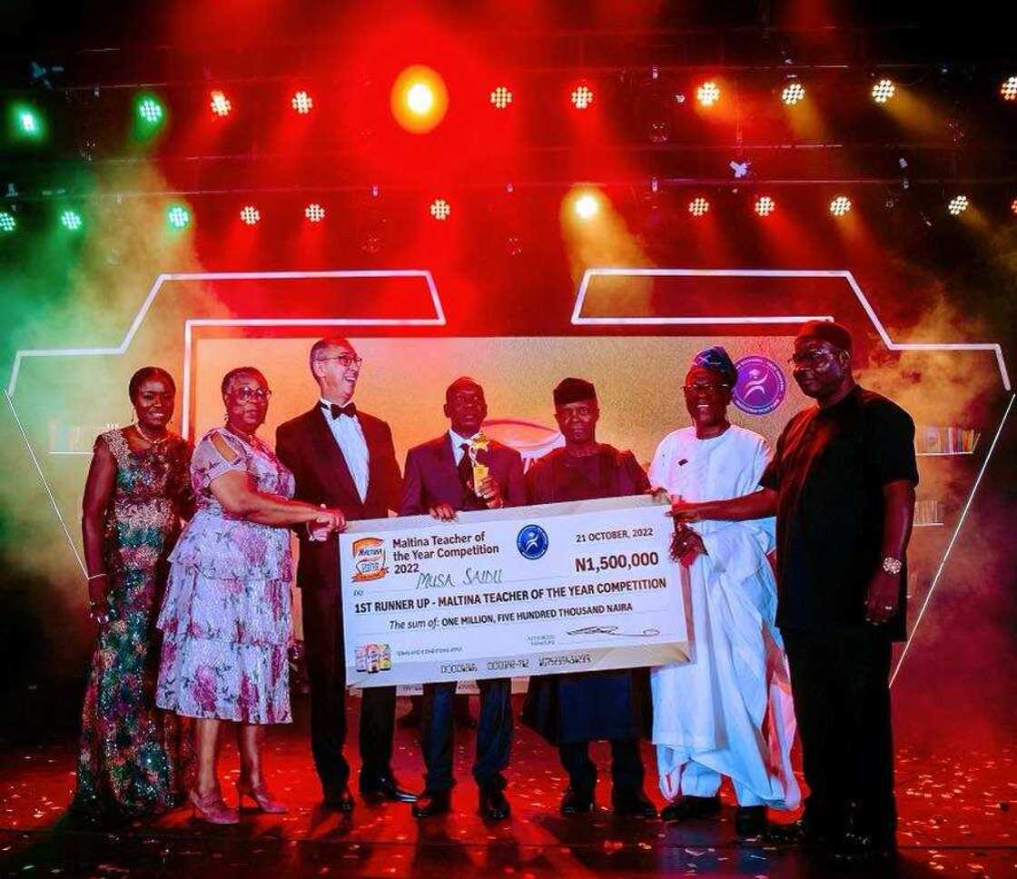 Alaku Ayiwulu Emerges 2022 Maltina Teacher of the Year Competition Alaku Ayiwulu Emerges 2022 Maltina Teacher of the Year Competition