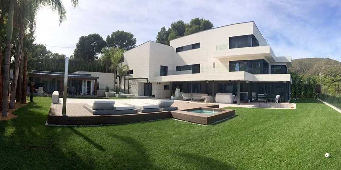 Messi house Messi house