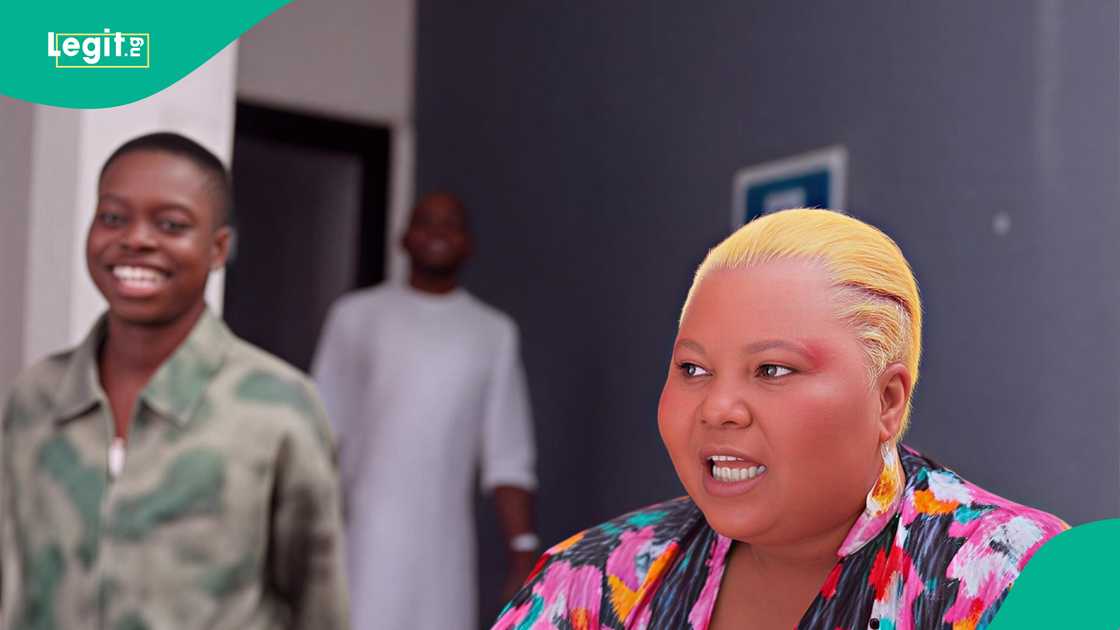 Peller's mother speaks about her son, elicits backlas