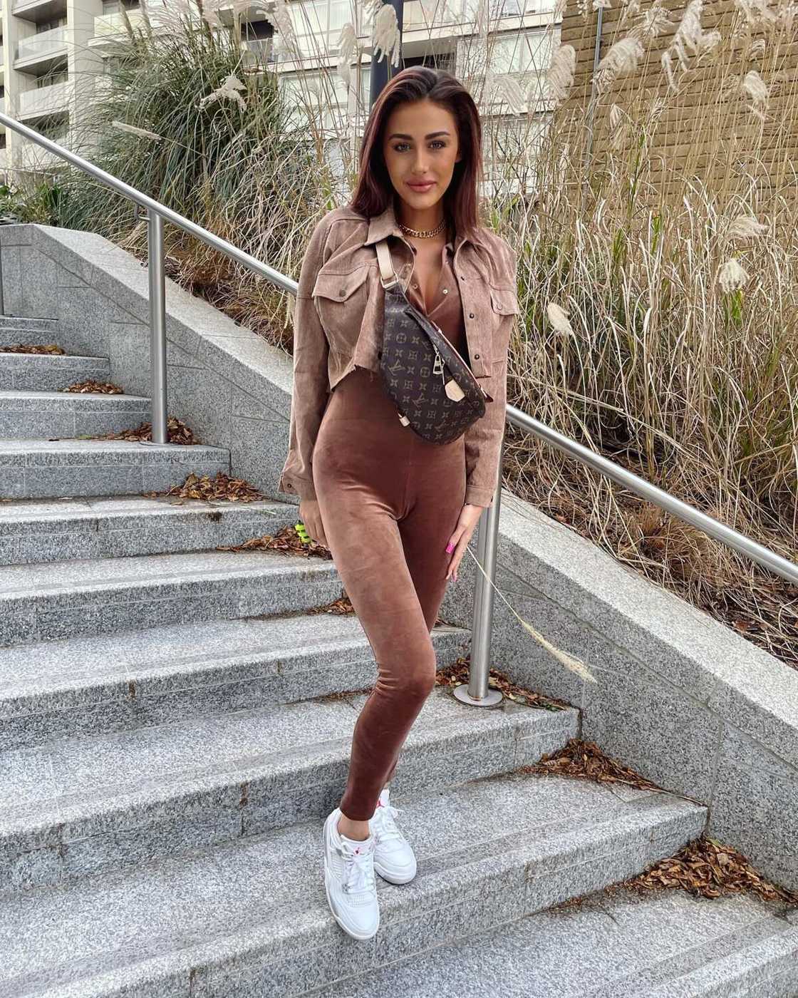 What movies is Chloe Veitch in? What movies is Chloe Veitch in?