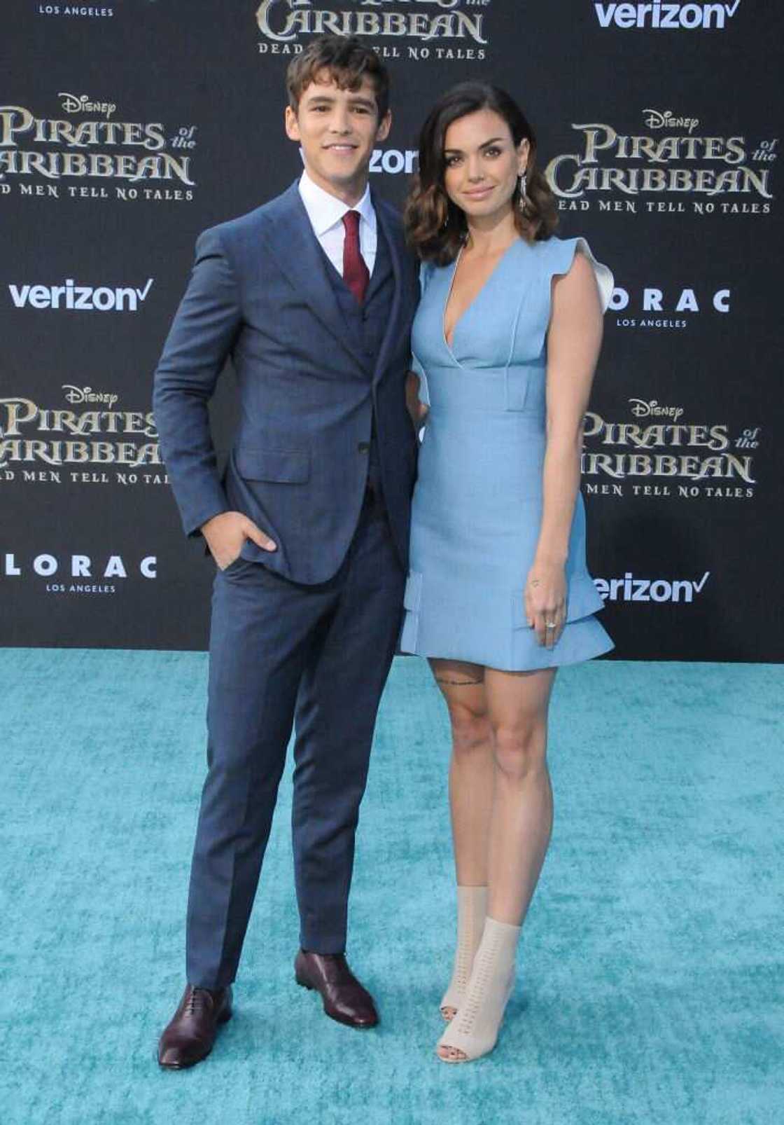 Brenton Thwaites and his girlfriend