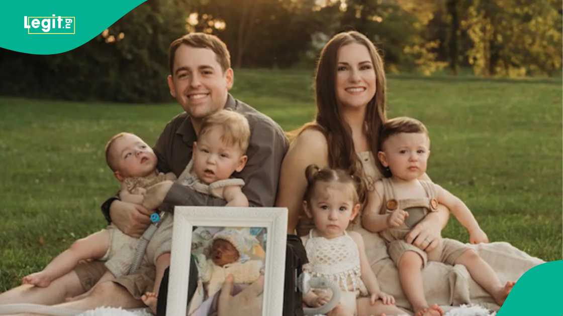 Woman who got married at 18 gives birth to quintuplets.