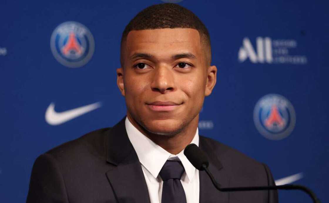 richest footballer richest footballer