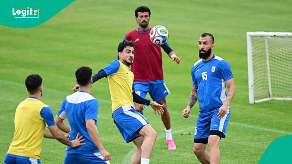 Wasu 'yan kwallon kafar Iran Wasu 'yan kwallon kafar Iran