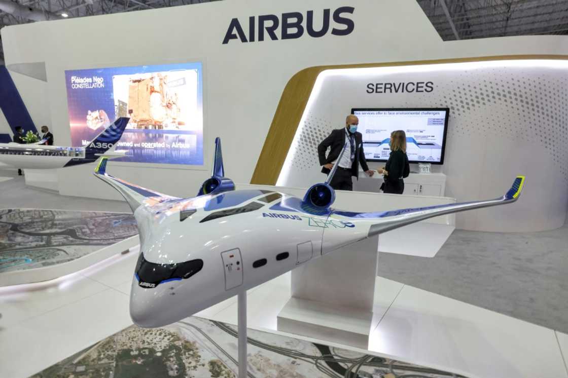 In September 2020, Airbus unveiled three hydrogen-fuelled concept aircraft baptised ZEROe as its approach to decarbonise In September 2020, Airbus unveiled three hydrogen-fuelled concept aircraft baptised ZEROe as its approach to decarbonise