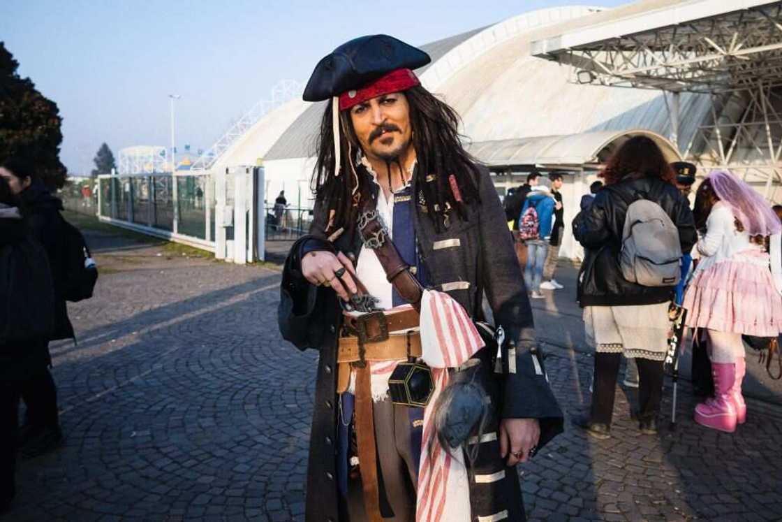 Smart ENFP characters; Jack Sparrow from Pirates of the Caribbean