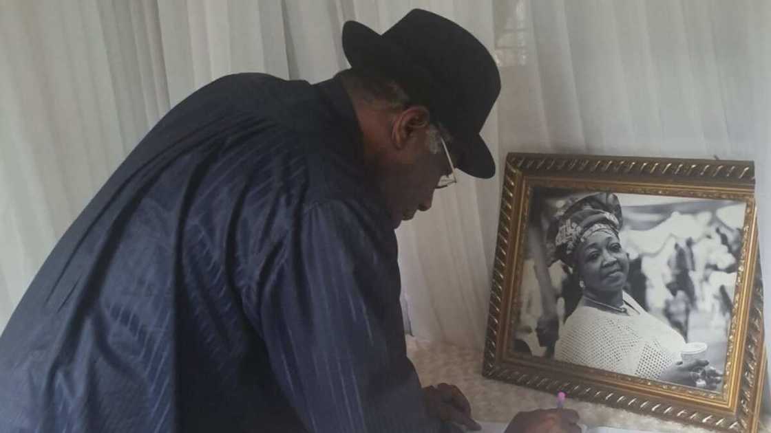 Funke Olakunrin, Pa Fasoranti's Daughter, Afenifere Leader’s Daughter Funke Olakunrin, Pa Fasoranti's Daughter, Afenifere Leader’s Daughter