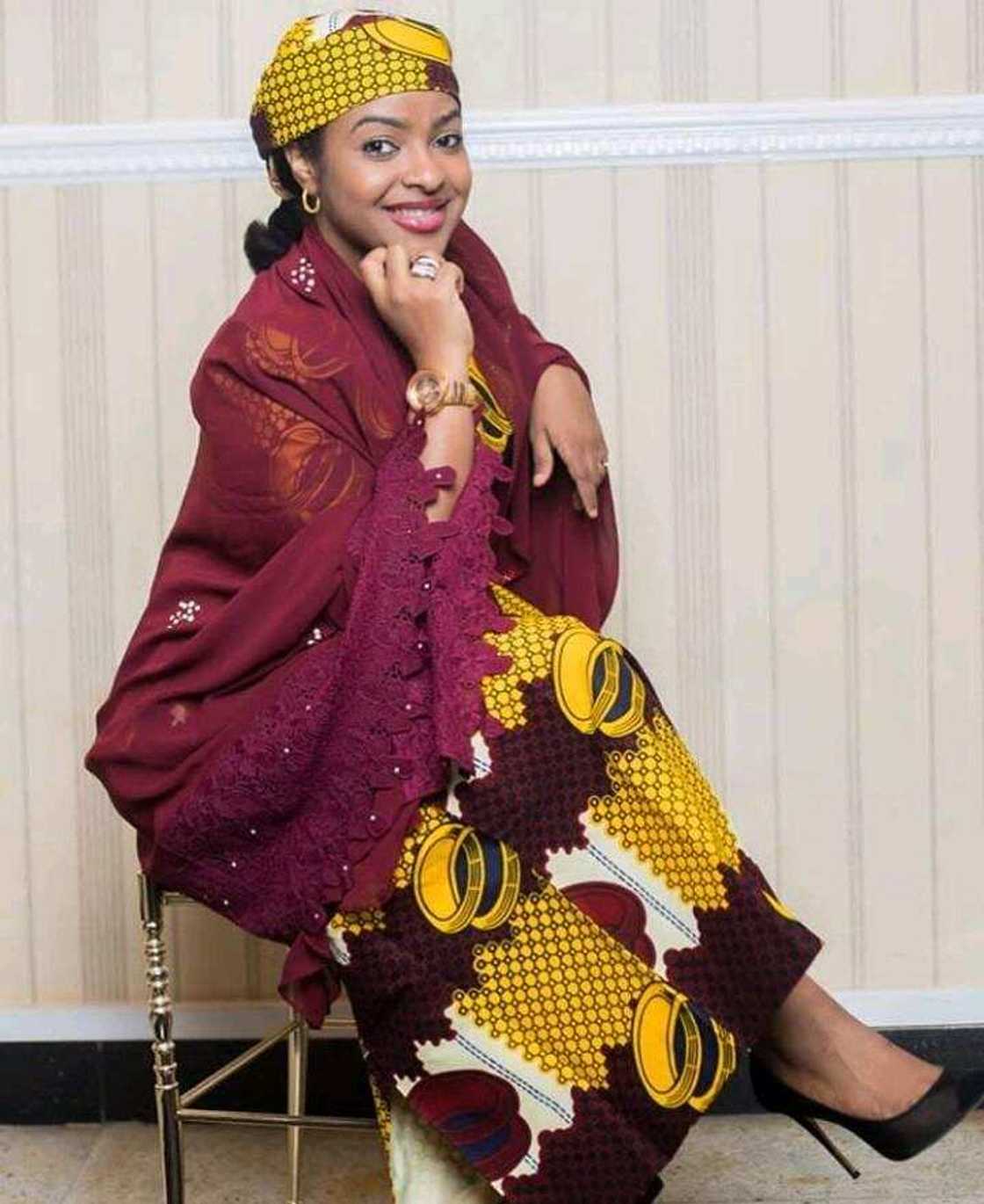 Masha Allah: Mace Bahaushiya da ta fi kowacce mace kyau da kankantar shekaru cikin 'yan siyasar Najeriya (Hotuna) Masha Allah: Mace Bahaushiya da ta fi kowacce mace kyau da kankantar shekaru cikin 'yan siyasar Najeriya (Hotuna)