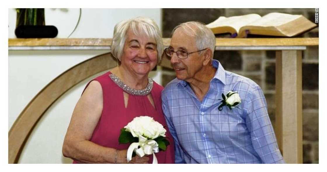High school sweethearts reunite and marry after 68 years apart High school sweethearts reunite and marry after 68 years apart