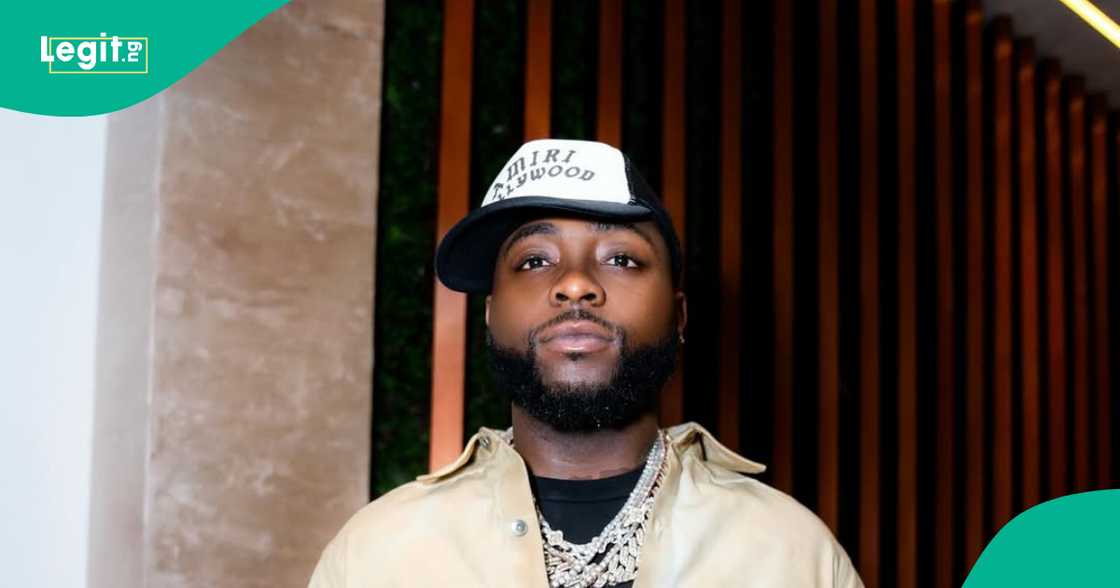 How Davido made fans react after videos of him crying surfaced on the internet. How Davido made fans react after videos of him crying surfaced on the internet.