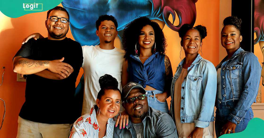 Jordan Chiles' mom and dad, Gina and Timothy Chiles and her siblings: Jazmin, Jade, Tajmen and Tyrus.