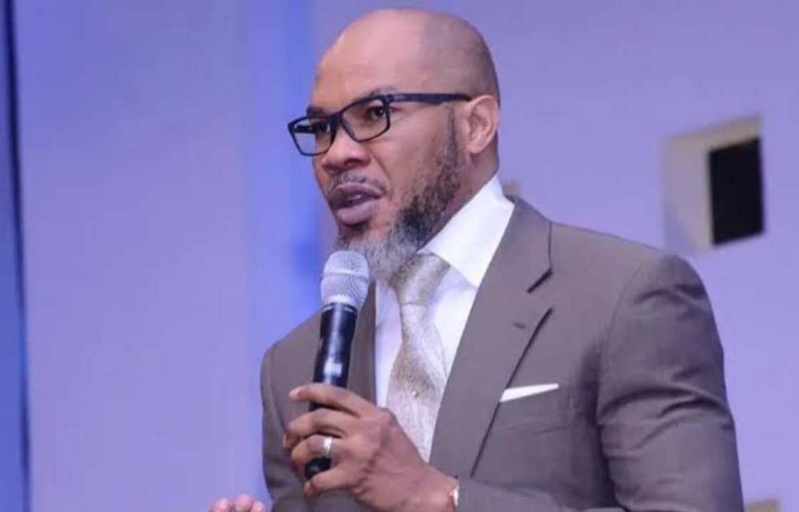 An kama Fasto kan mallakar AK-47 a cikin cocin Abuja An kama Fasto kan mallakar AK-47 a cikin cocin Abuja