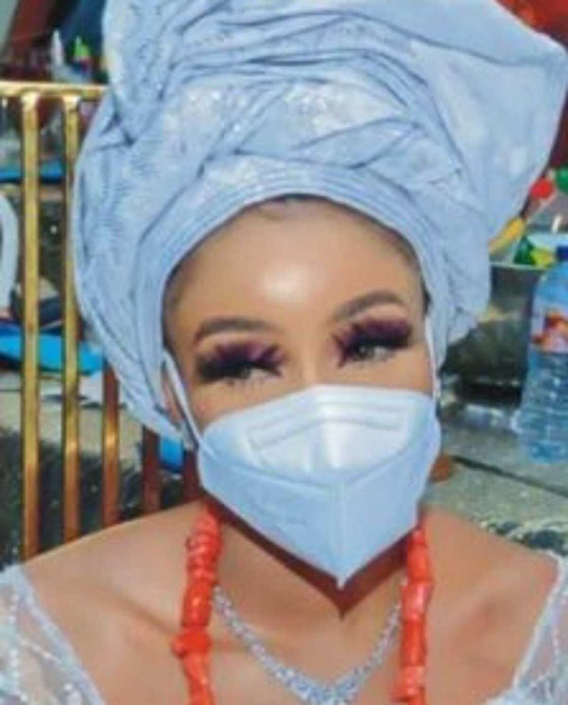 Hotunan zukekiyar amaryar tsohon basarake, Alaafin na Oyo Hotunan zukekiyar amaryar tsohon basarake, Alaafin na Oyo