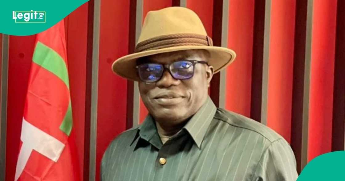 Senator Neda Imasuen has announced his defection from the Labour Party to the APC. Senator Neda Imasuen has announced his defection from the Labour Party to the APC.