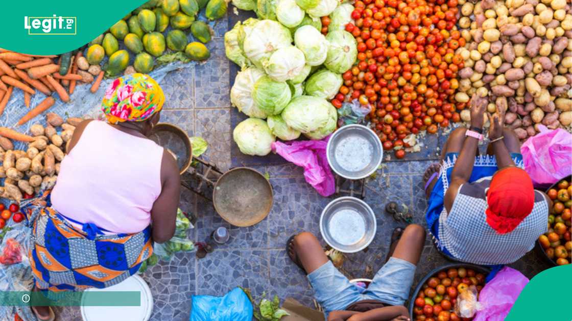List of top 10 export commodities in Nigeria List of top 10 export commodities in Nigeria