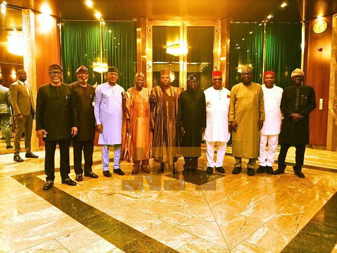 Shugaba Tinubu ya gana da Kashim Shettima da Akpabio da wasu gwamnoni Shugaba Tinubu ya gana da Kashim Shettima da Akpabio da wasu gwamnoni