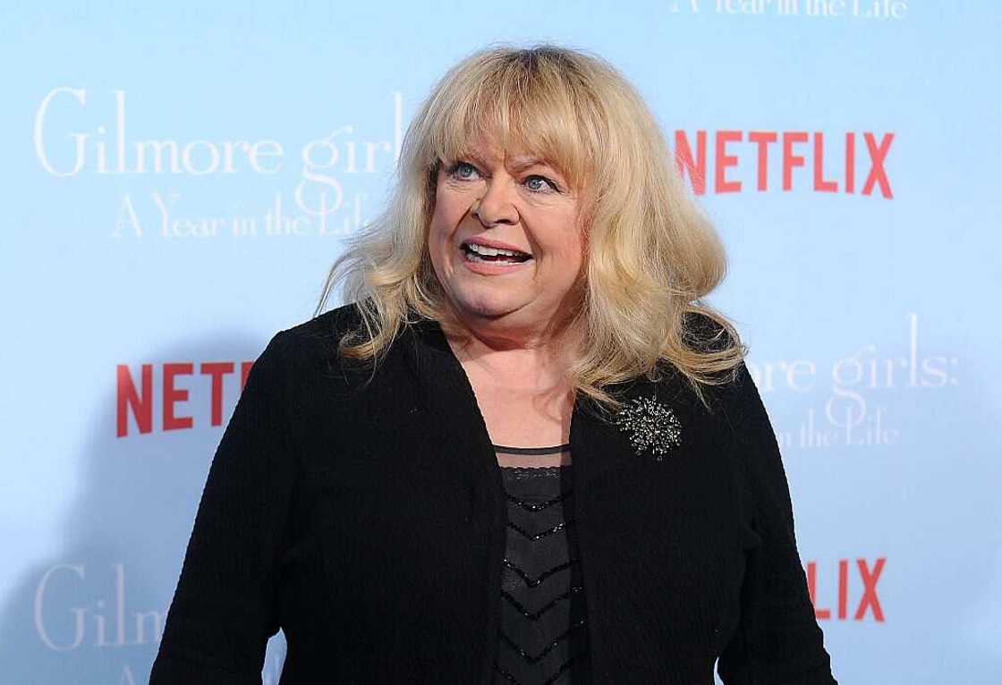 Are Sally Struthers and Jacki Weaver related? Are Sally Struthers and Jacki Weaver related?