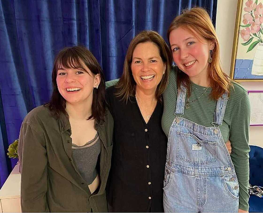 Georgia Kreischer’s biography Georgia Kreischer’s biography