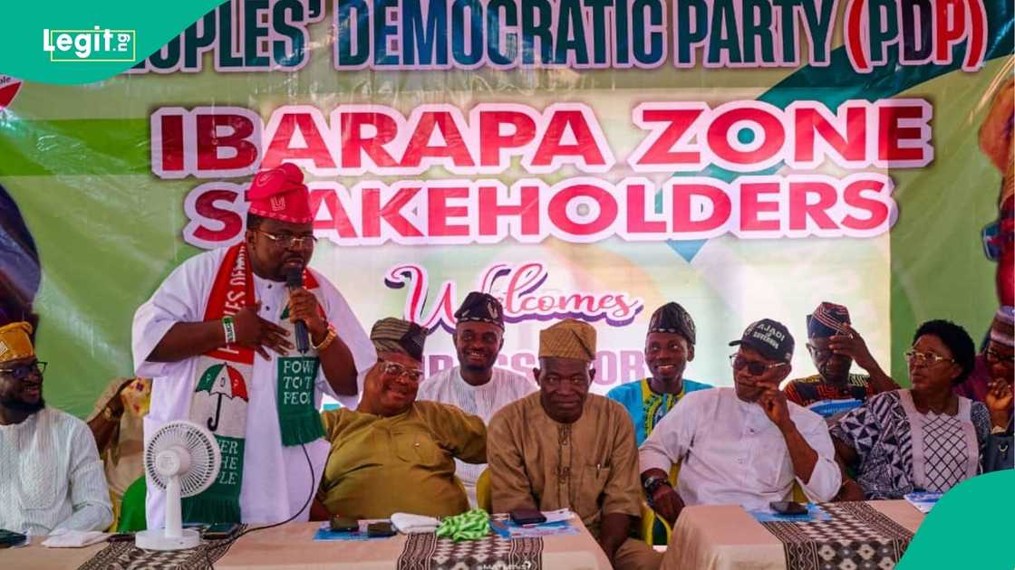 Olufemi Ajadi has taken his consultations to the Ibarapa area of Oyo state ahead of the PDP governorship primary.