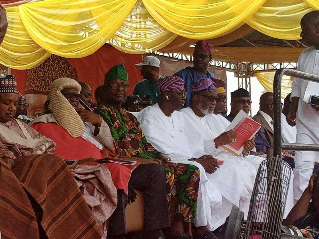 Wurin Taro. Wurin Taro.