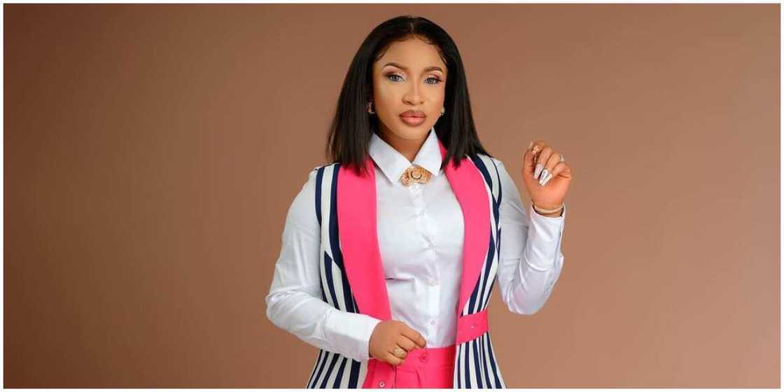 Tonto Dikeh warns those trolling her with fake accounts Tonto Dikeh warns those trolling her with fake accounts