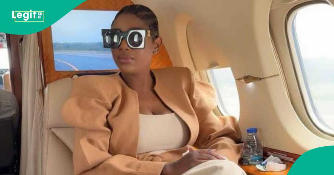 In a Facebook post, a Nigerian woman named Obum questions Annie's friendship with Regina Daniels following her split from singer 2Baba. In a Facebook post, a Nigerian woman named Obum questions Annie's friendship with Regina Daniels following her split from singer 2Baba.