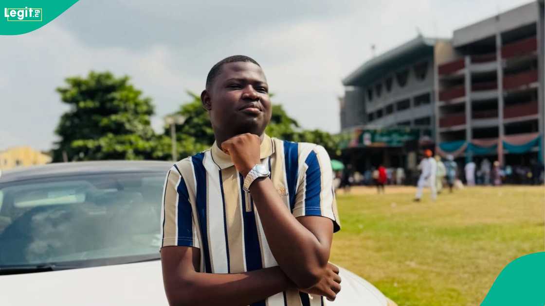 A Nigerian man shares how he was kidnapped after entering a ‘one-chance’ bus, held for over four hours, and had his belongings and phone stolen, sparking mixed reactions online.