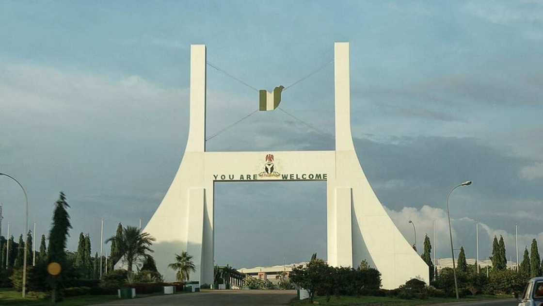 ‘Yan bindiga sun yi garkuwa da direban mota tare da fasinjoji 4 a Abuja