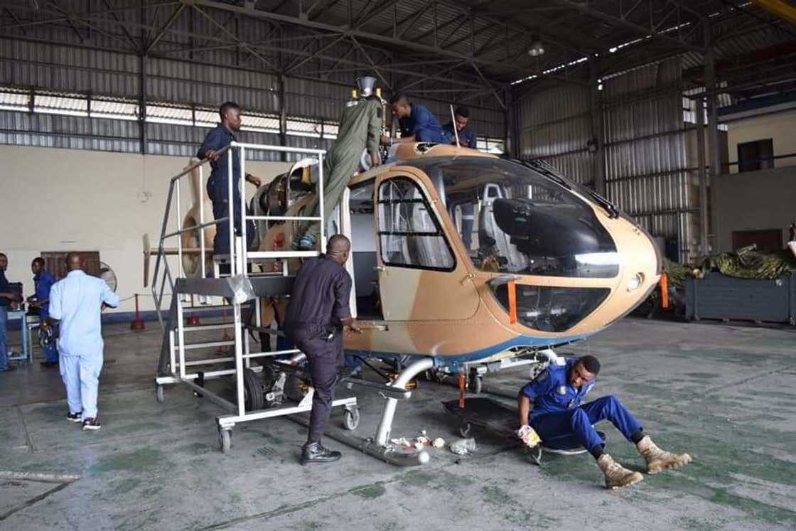 Hotuna: Yadda sojojin saman Najeriya suka kera sabon jirgin sama mai saukar Ungulu Hotuna: Yadda sojojin saman Najeriya suka kera sabon jirgin sama mai saukar Ungulu