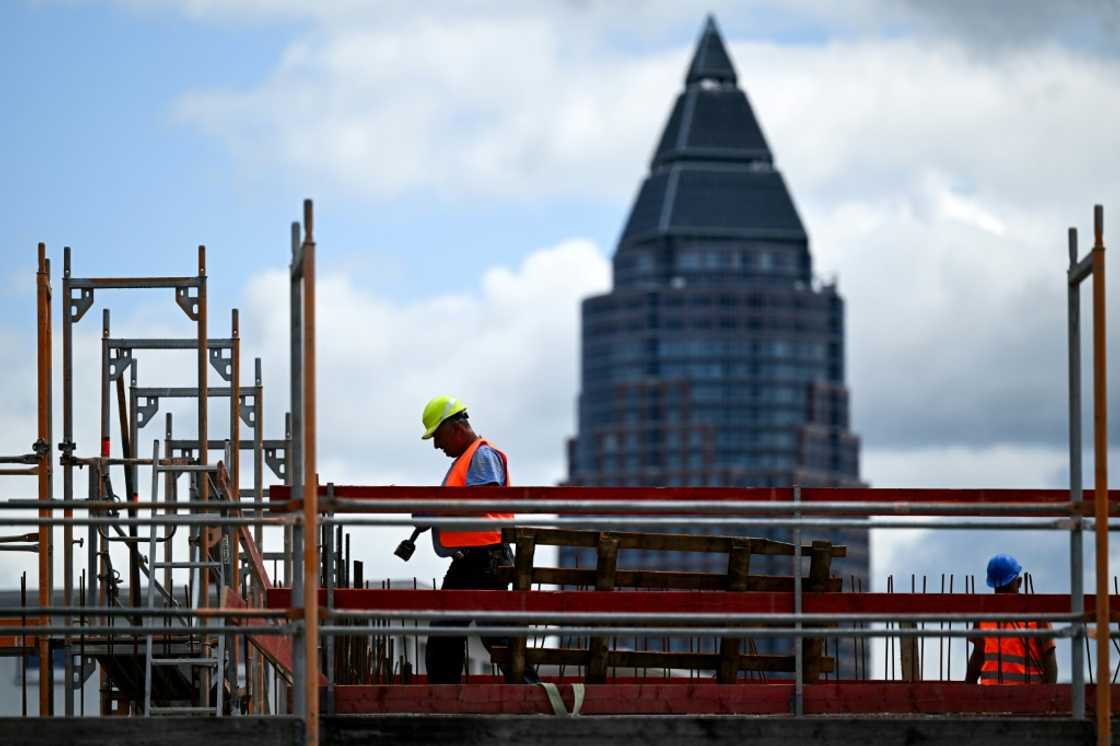 Investment in equipment and construction declined in Germany in the second quarter Investment in equipment and construction declined in Germany in the second quarter