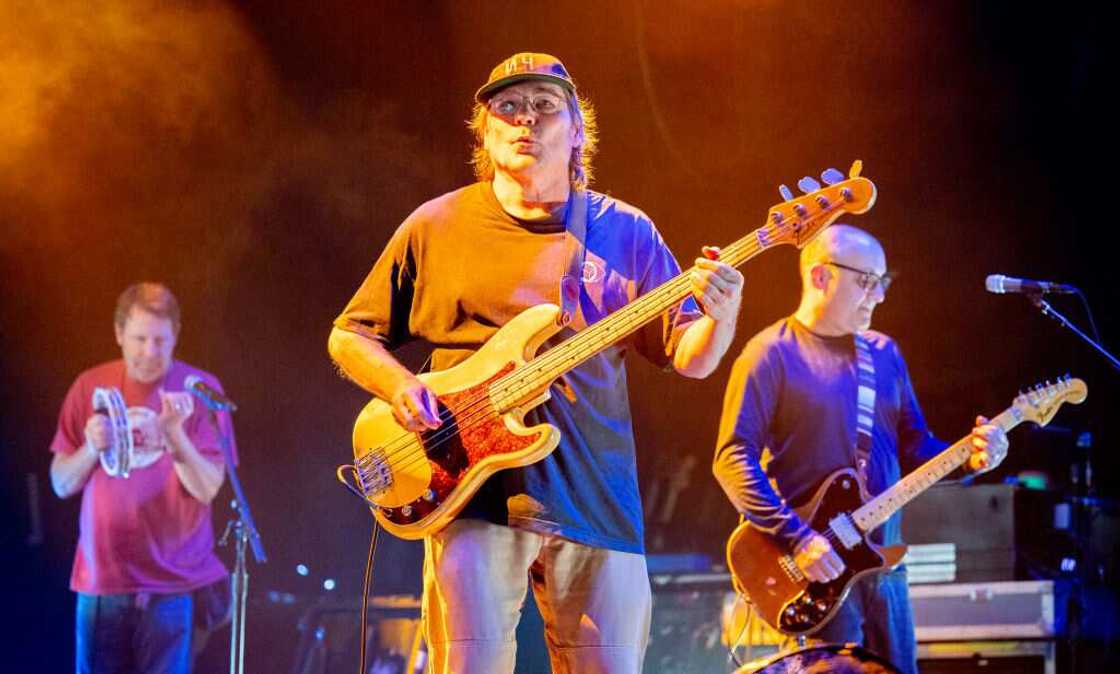 iconic 90s bands iconic 90s bands