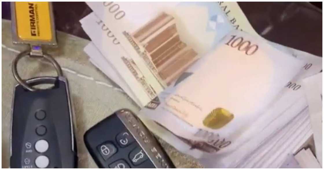 Bobrisky shows off keys to his 3 luxury cars, generator remote control spotted Bobrisky shows off keys to his 3 luxury cars, generator remote control spotted