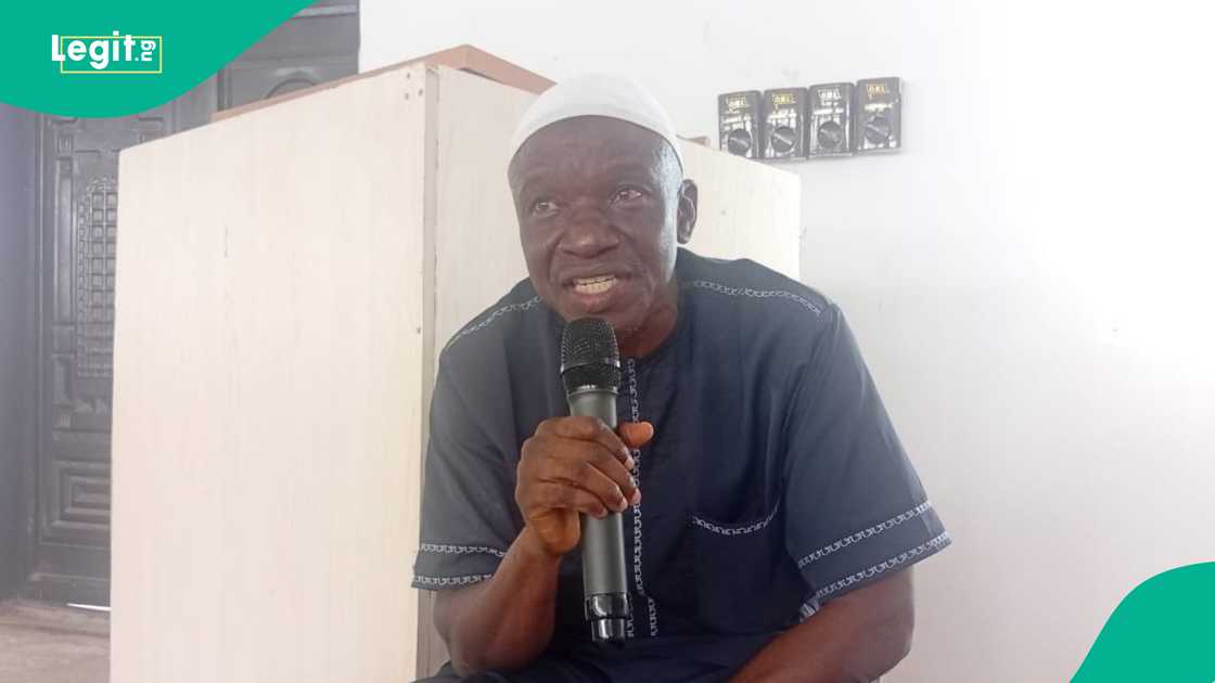 Kwamandan NSCDC ya nemi afuwa Kwamandan NSCDC ya nemi afuwa
