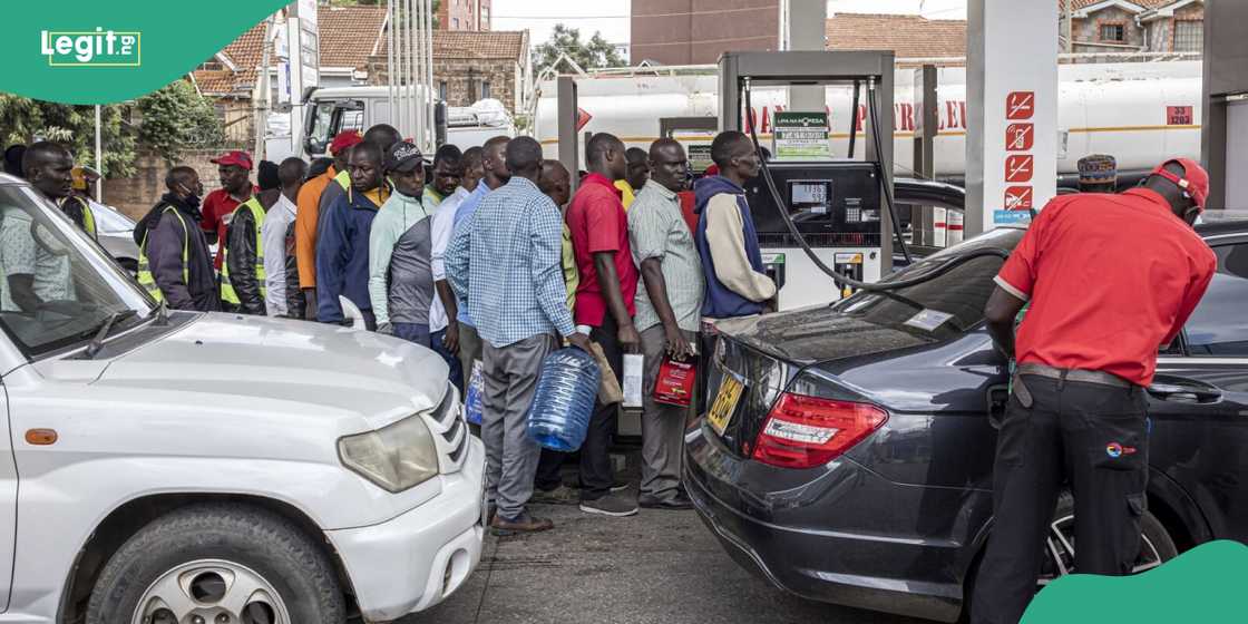 Petrol price at filling station