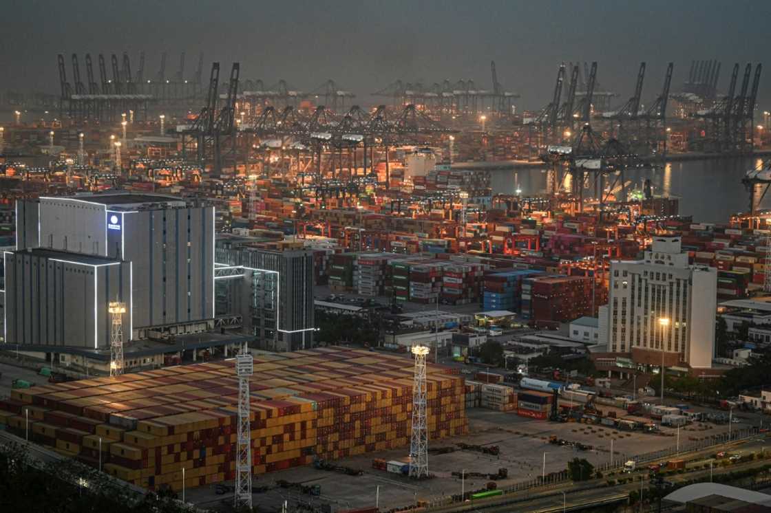 Asian markets largely rose Friday, tracking Wall Street gains and as China said it was considering a US offer to negotiate steep tariffs Asian markets largely rose Friday, tracking Wall Street gains and as China said it was considering a US offer to negotiate steep tariffs