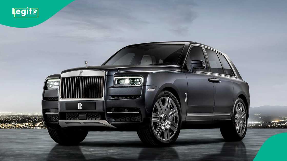 In 2022, Wizkid added a Rolls-Royce Cullinan to his car collection. In 2022, Wizkid added a Rolls-Royce Cullinan to his car collection.