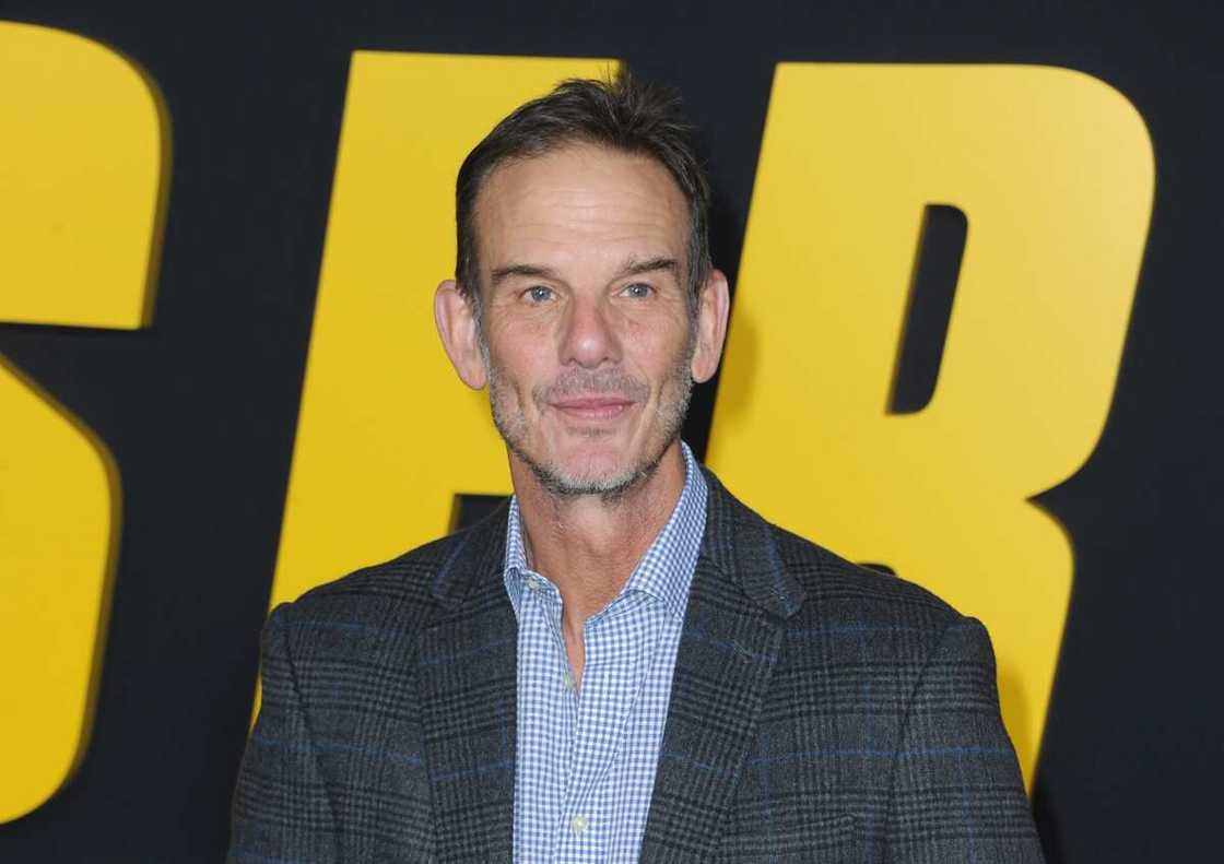 Is Whitney Cummings single? Is Whitney Cummings single?