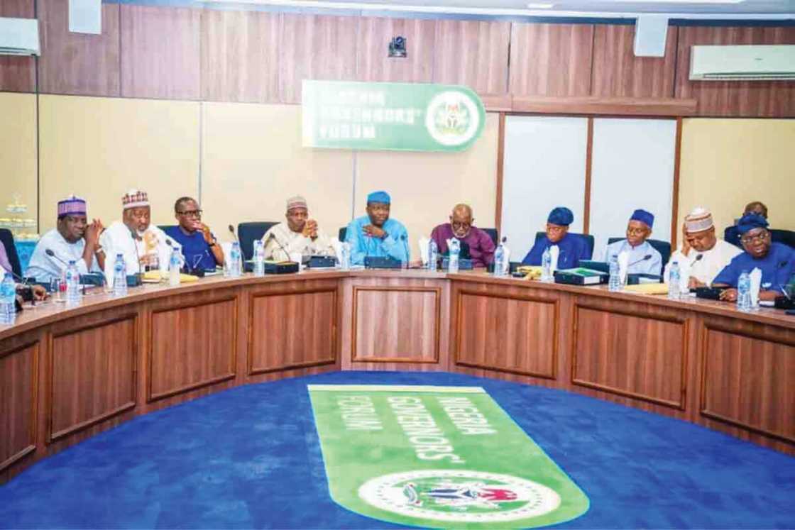 Ainihin abin da ya sa Gwamnoni Najeriya su ka shiga kotu da Gwamnatin Buhari Ainihin abin da ya sa Gwamnoni Najeriya su ka shiga kotu da Gwamnatin Buhari