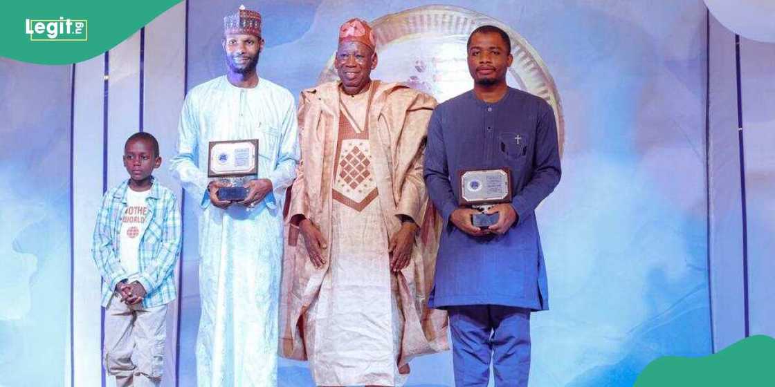 Ex-Nigerian presidents Muhammadu Buhari and Goodluck Jonathan honoured by Abuja school Ex-Nigerian presidents Muhammadu Buhari and Goodluck Jonathan honoured by Abuja school