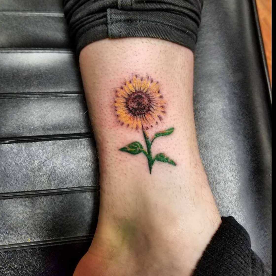 Sunflower tattoo designs Sunflower tattoo designs