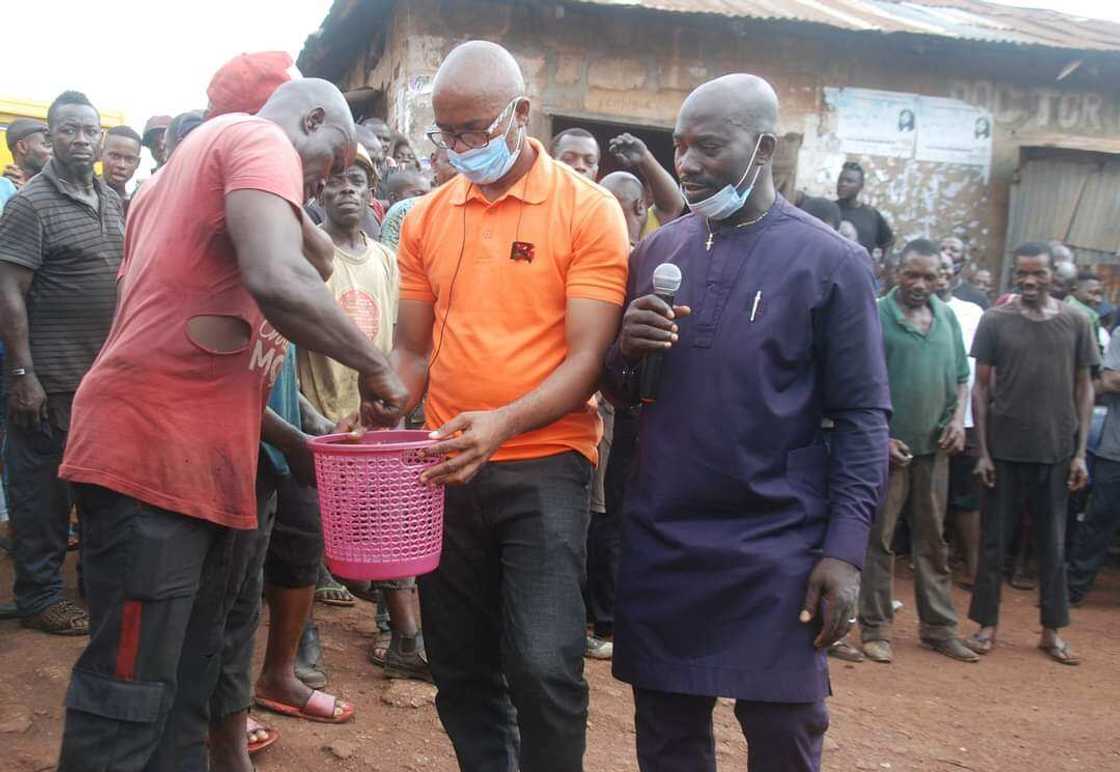 Empowerment: Ugwuanyi, NIMASA donate working equipment to Enugu artisans