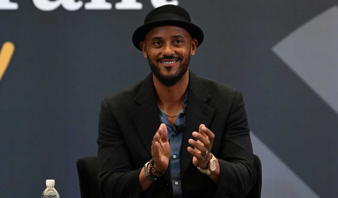 Phil Wills claps while sitting on a 2024 Bar & Restaurant Expo panel Phil Wills claps while sitting on a 2024 Bar & Restaurant Expo panel