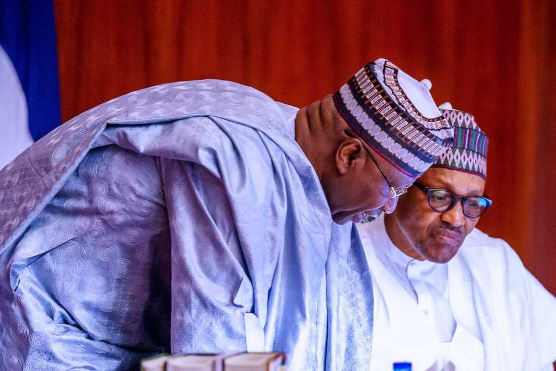 Shugaban kasa da SGF Shugaban kasa da SGF