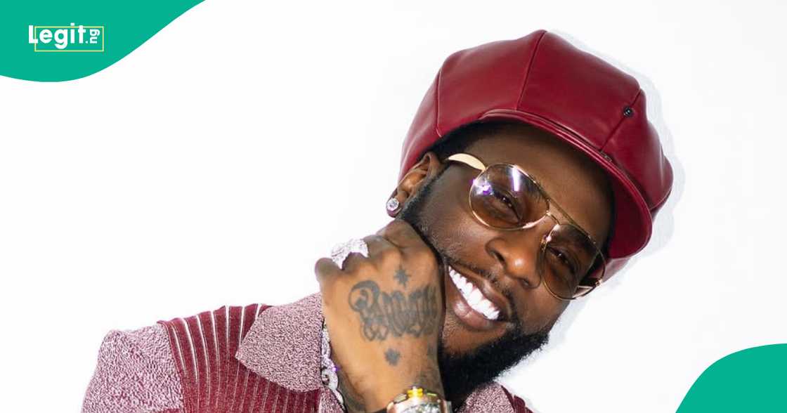 Fan shares observation about his action, speaks about Burna Boy, Davido. Fan shares observation about his action, speaks about Burna Boy, Davido.