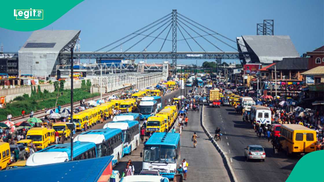 Free bus to work in Lagos