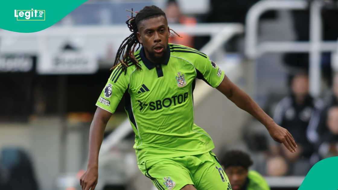 Alex Iwobi, Jay Jay Okocha, Super Eagles, Premier League, Fulham, Newcastle United Alex Iwobi, Jay Jay Okocha, Super Eagles, Premier League, Fulham, Newcastle United