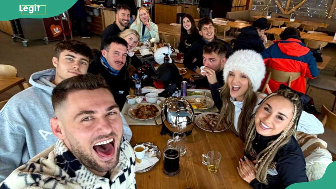 Love Island Czech Republic & Slovakia cast in celebration mood